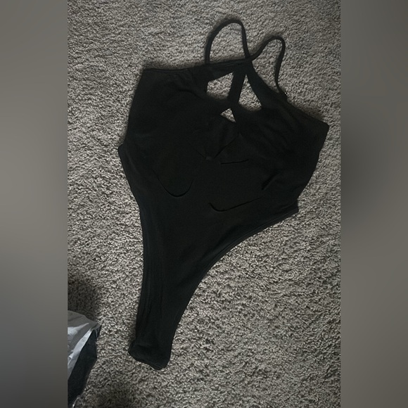 Brand new cut out bodysuit - Picture 2 of 2